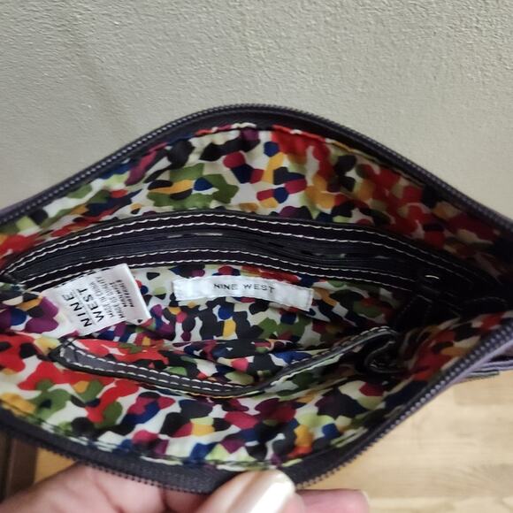 Nine West purple purse crossbody bag - Picture 5 of 6